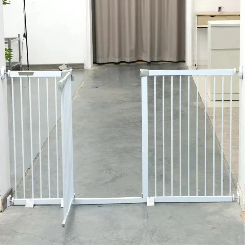 Adjustable Metal Safety Gate For Babies And Pets